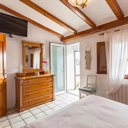 Casa Perla 펜션 베니싸